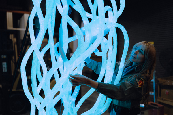 Artist Jewel debuts ‘Matriclysm’ exhibition in Venice
