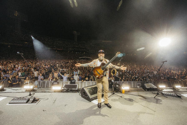 Zac Brown Band gifts cruise vacations to audience at 15th sold-out Fenway Park show