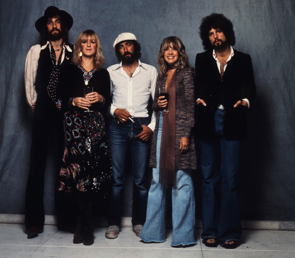 Fleetwood Mac tells their story in Apple Original Films’ fully authorized documentary “Fleetwood Mac: The Chain,” premiering globally on Apple TV on January 29, 2027.